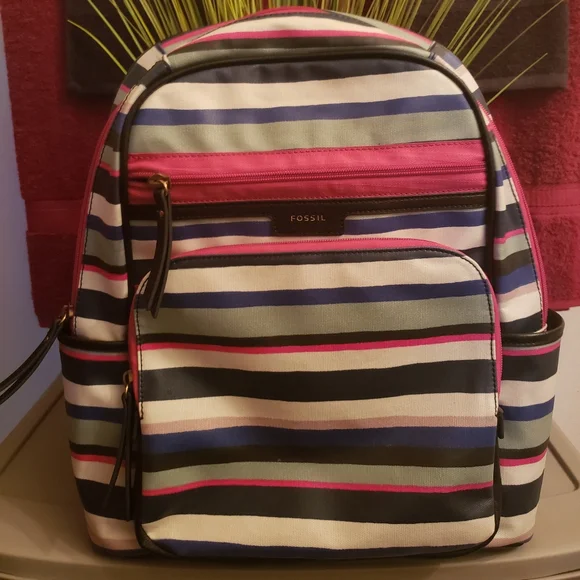 Fossil | Bags | Fossil Backpack | Poshmark display picture 2